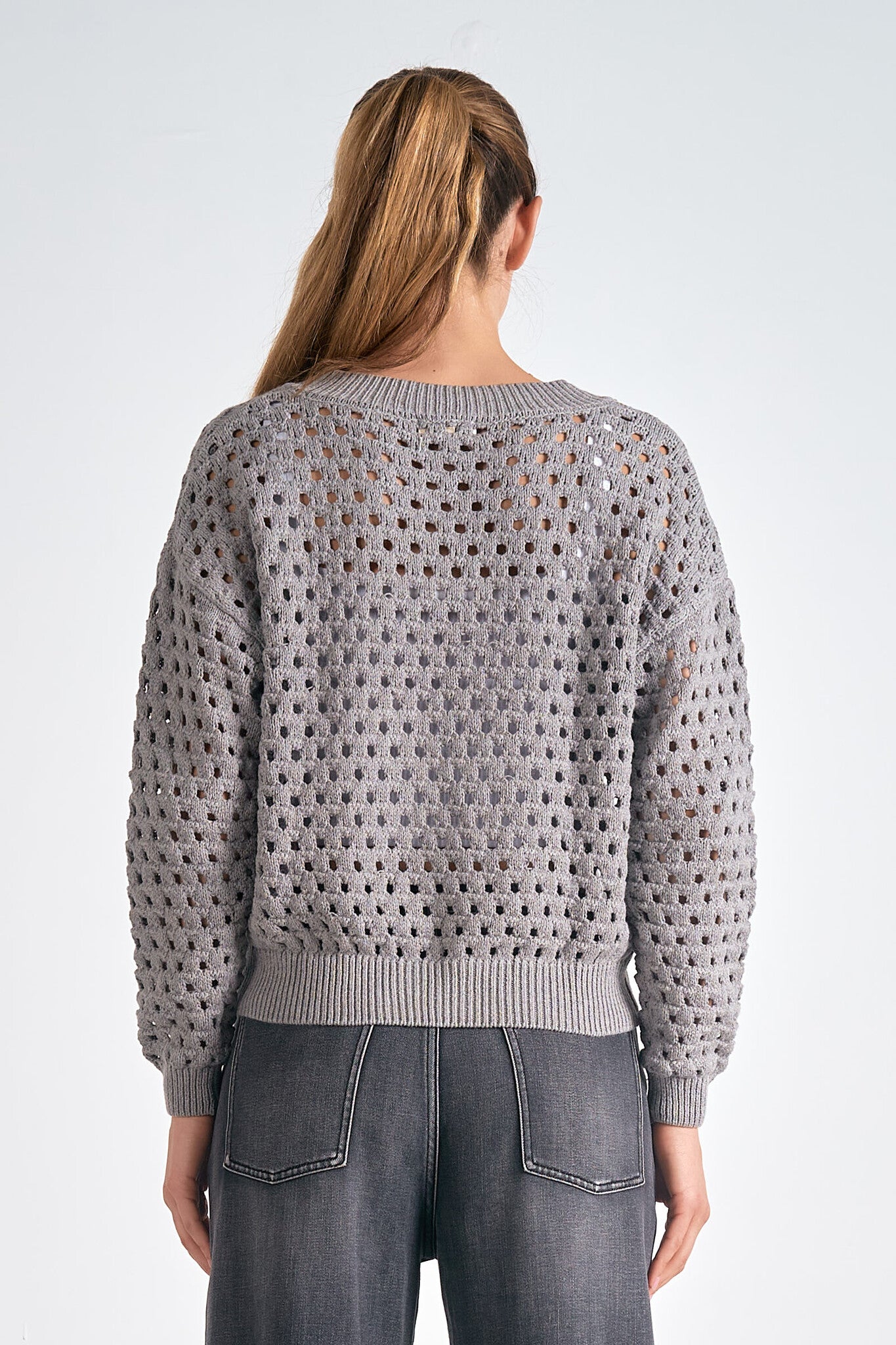 LIGHT GRAY OPEN SWEATER