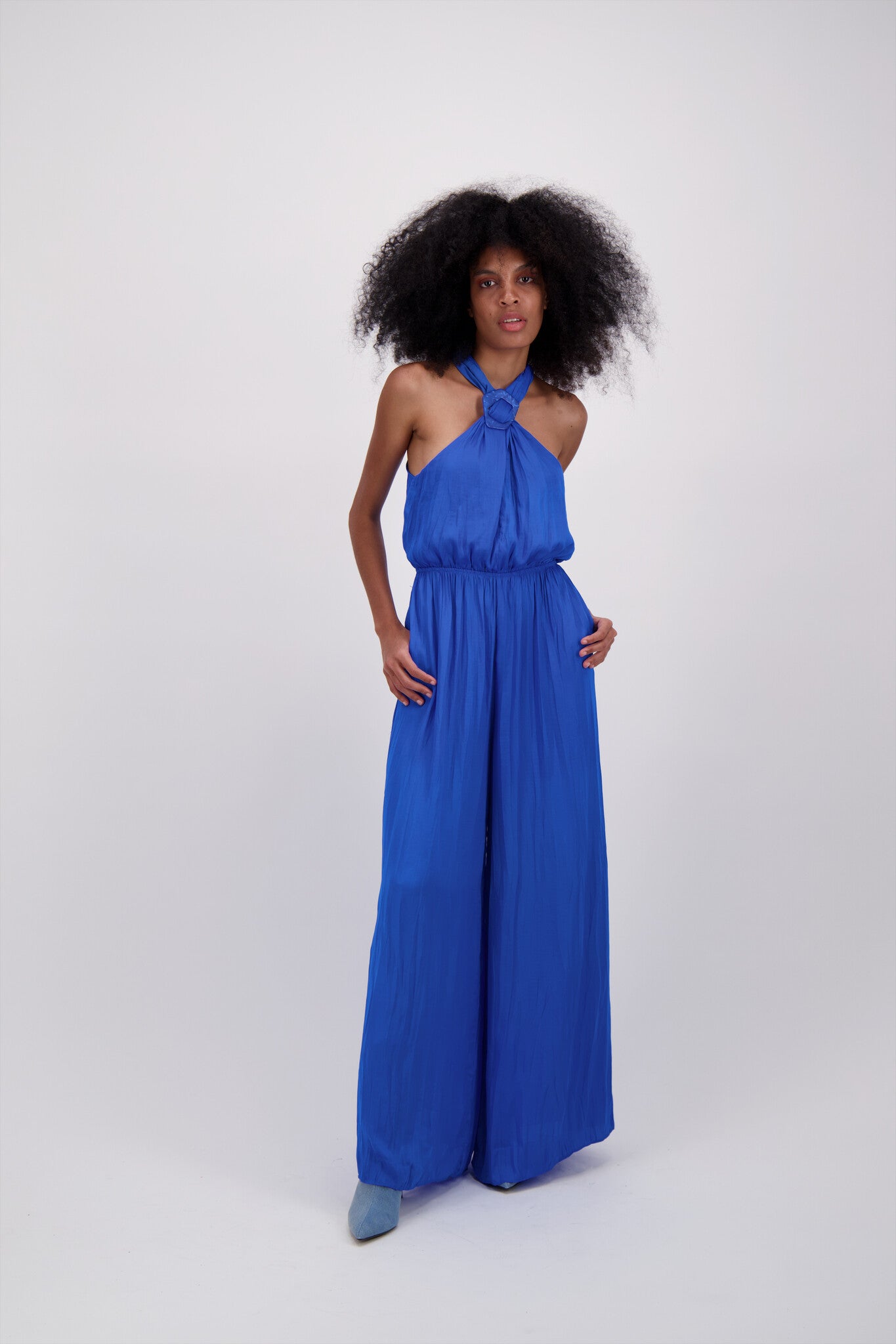 JUMPER LARGO HALTER AZUL