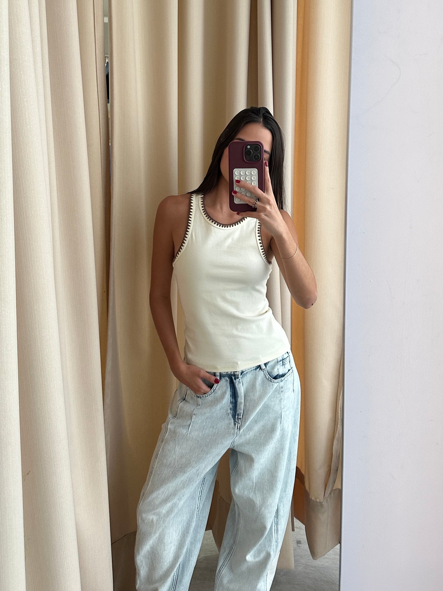 STITCHED WHITE T SHIRT