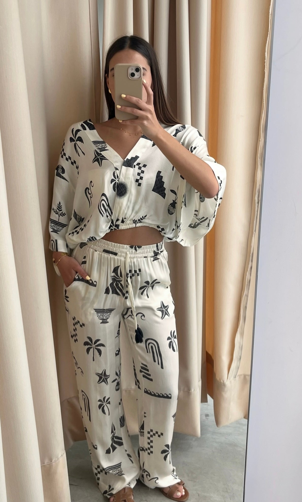 PRINTED SATIN WHITE SET