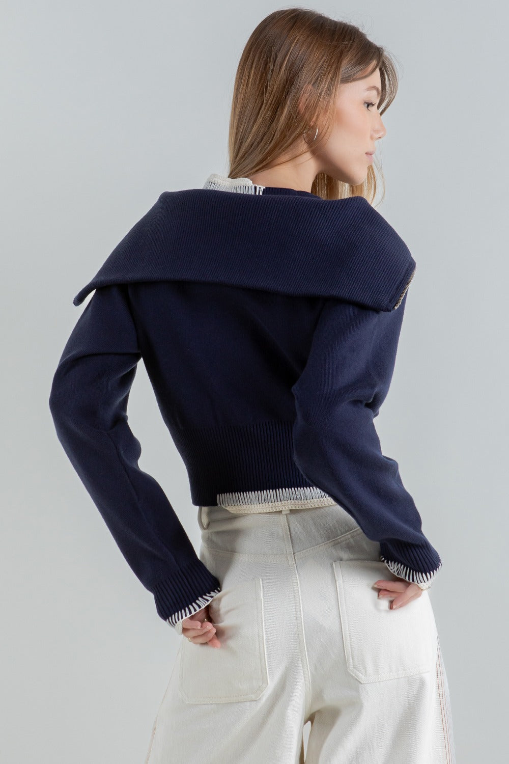 NAVY STITCHED SWEATER