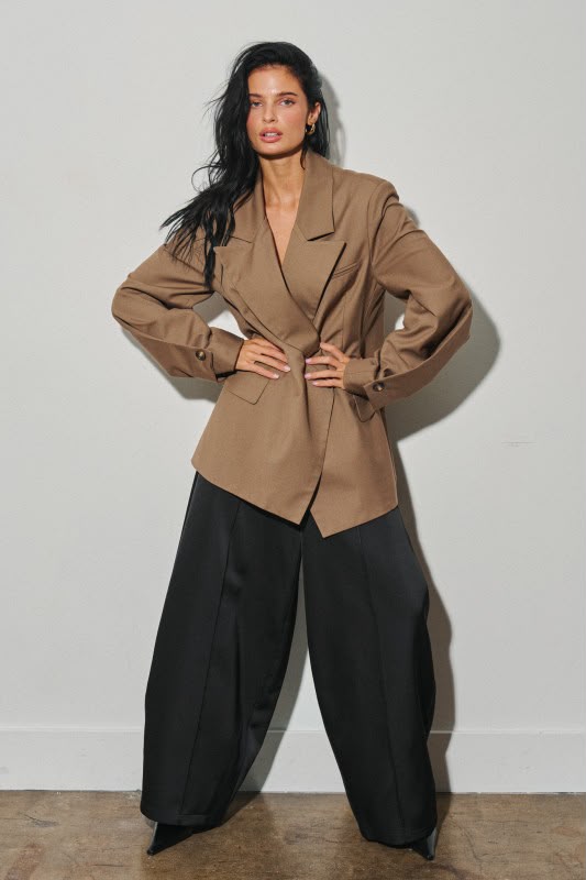 OVERSIZED TRUFFLE BLAZER