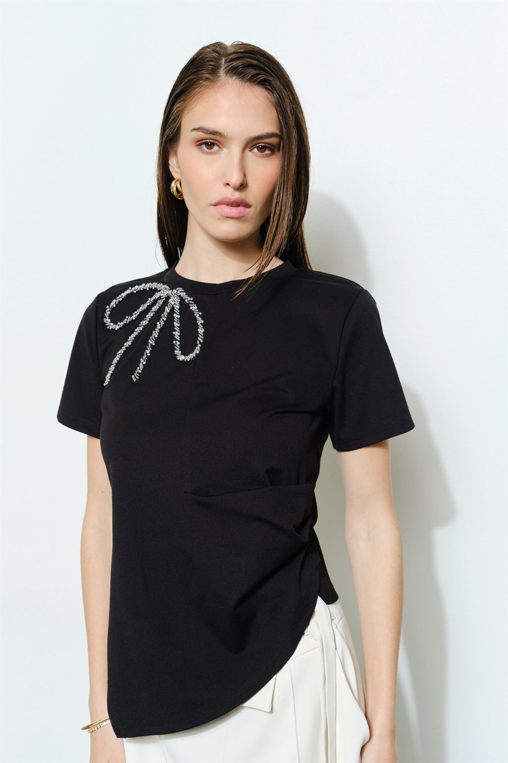 BLACK BEADED BOW TSHIRT