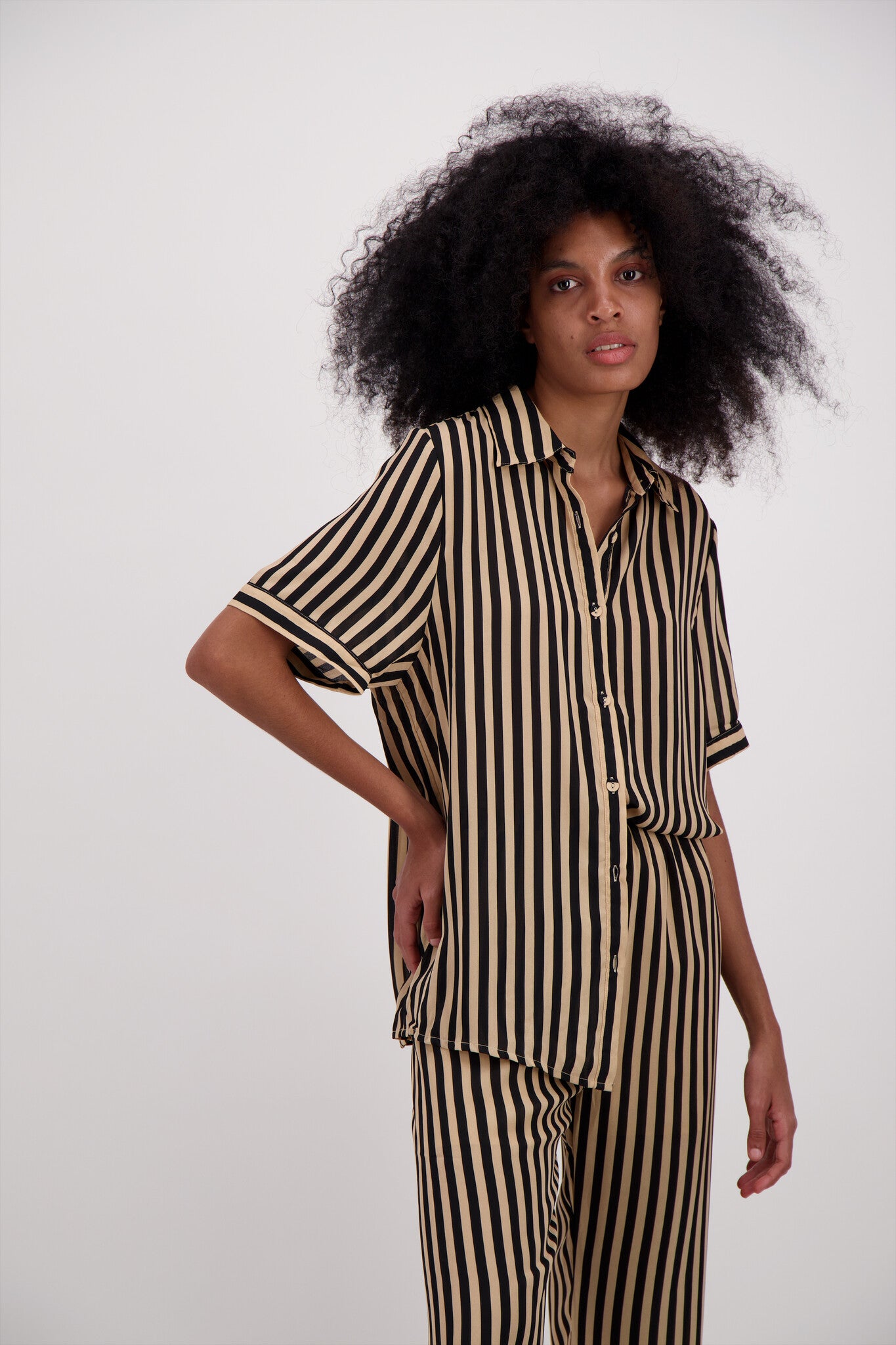 SET CAMISA SATIN RAYAS