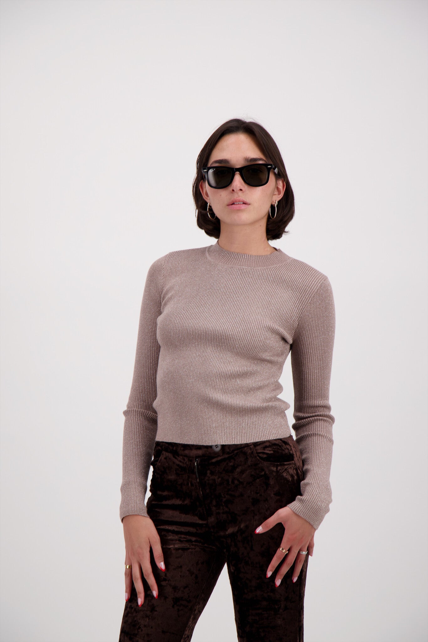 KNIT BLUSA MANGA LARGA LUREX BEIGE CON DORADO