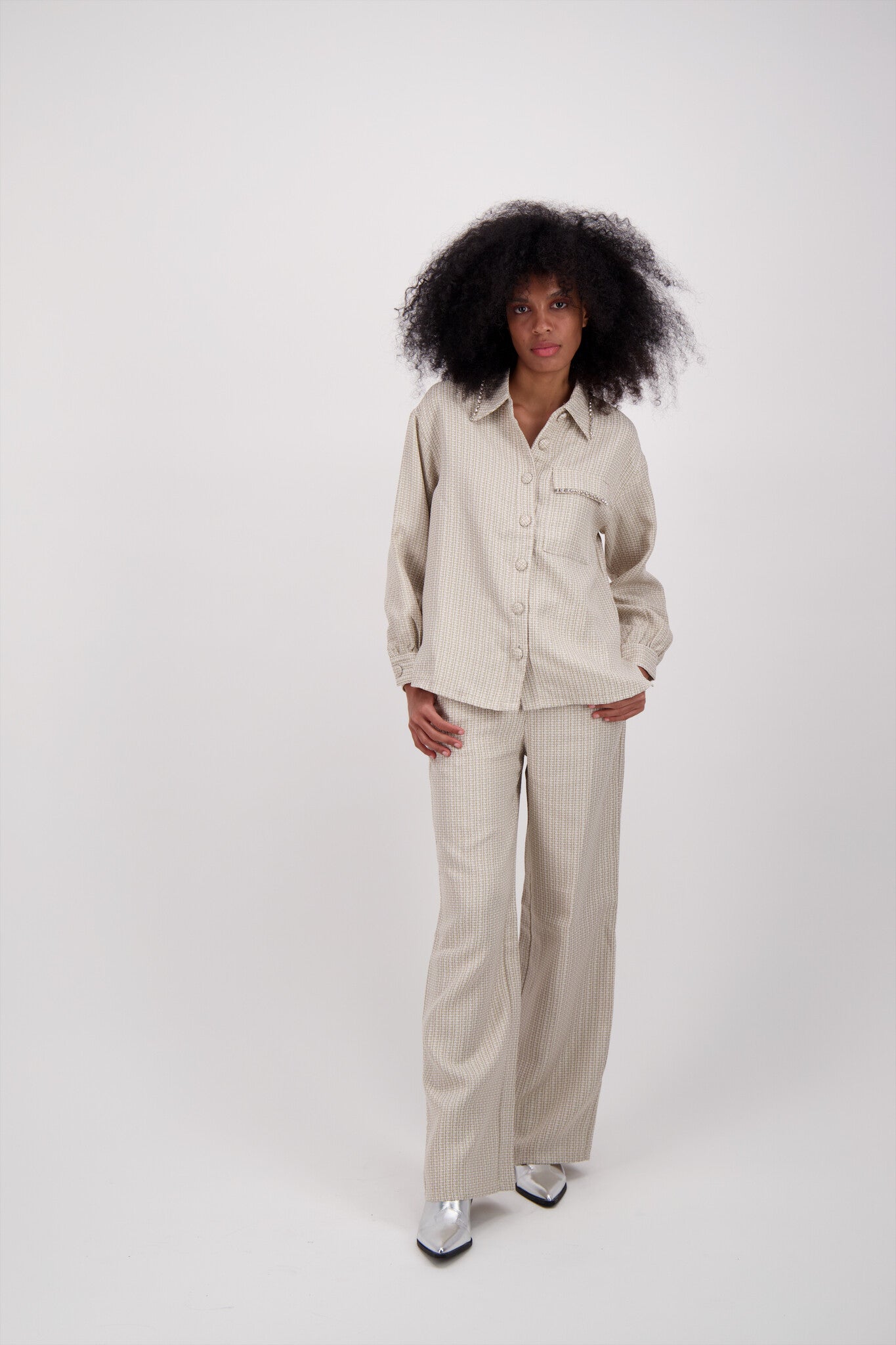 SET PANTALON Y CHAMARRA CON  PIEDRAS