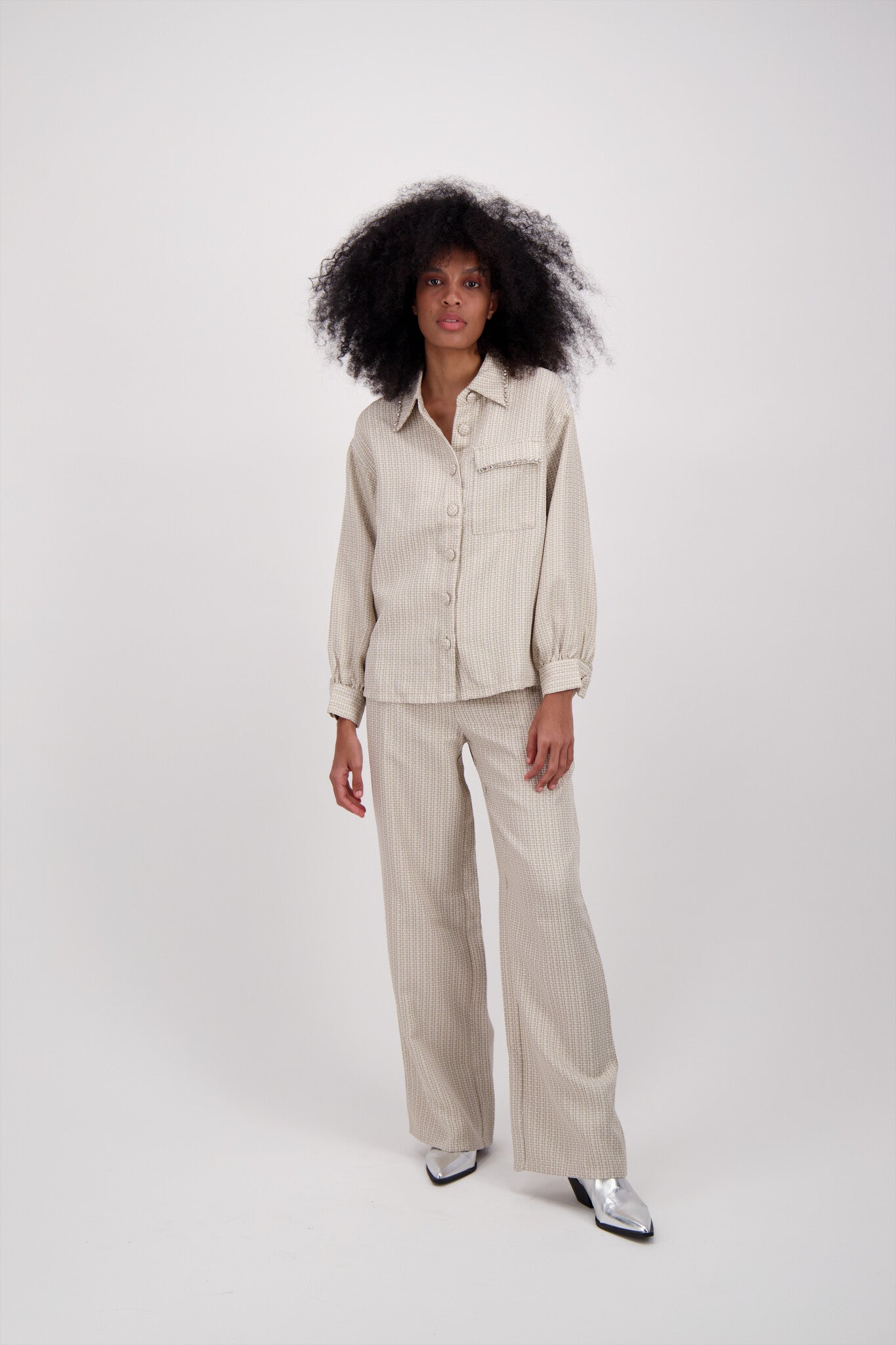 SET PANTALON Y CHAMARRA CON  PIEDRAS