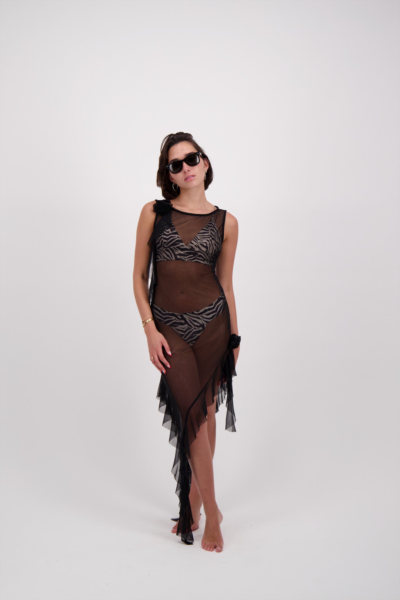 SALIDA MESH FLOR NEGRA