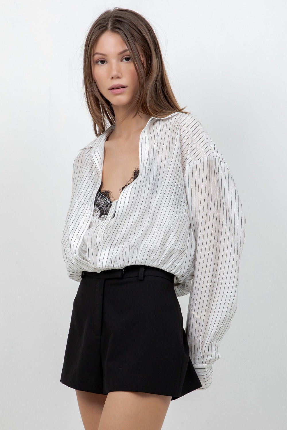 DOUBLE LAYERED LACE WHITE SHIRT