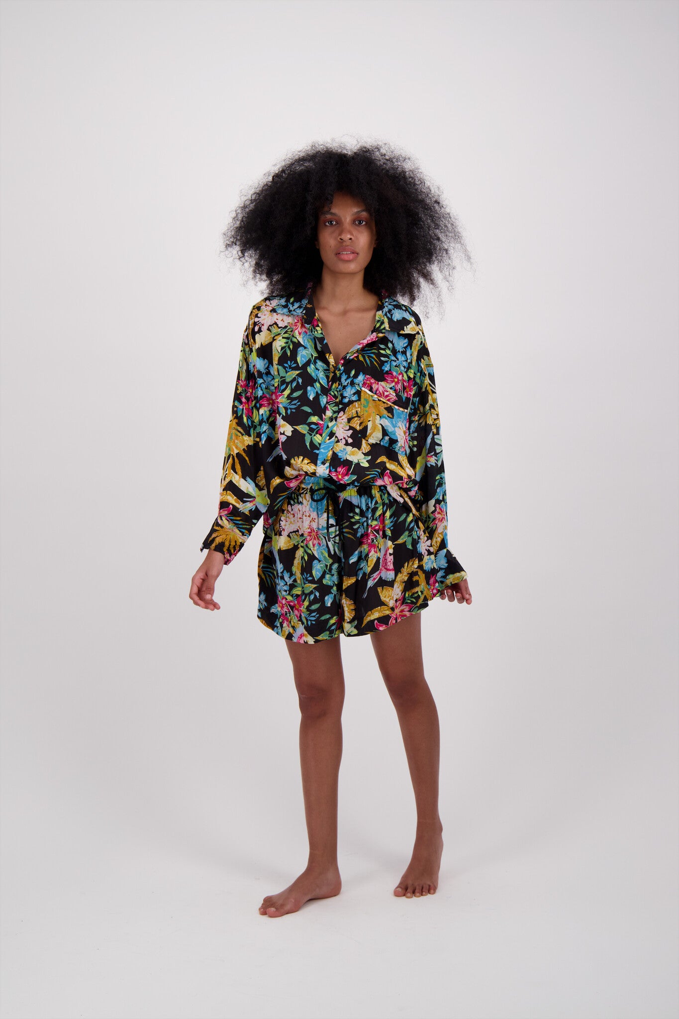 SET SHORT FLORAL NEGRO