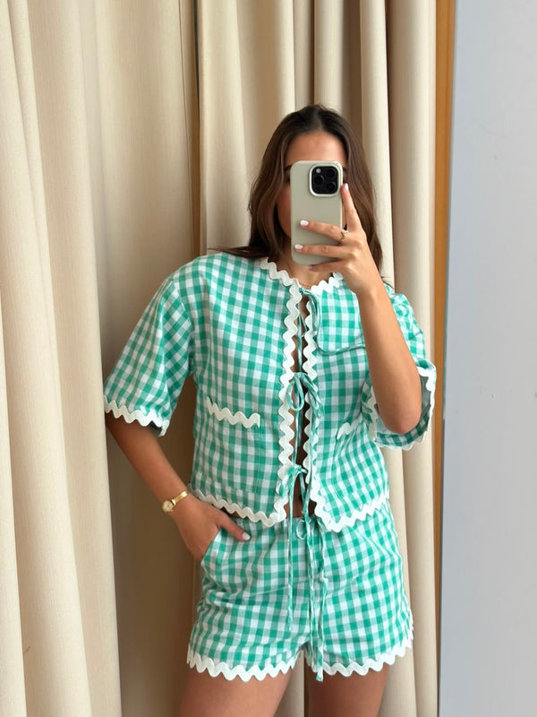 GREEN WHITE CHECKERED SET