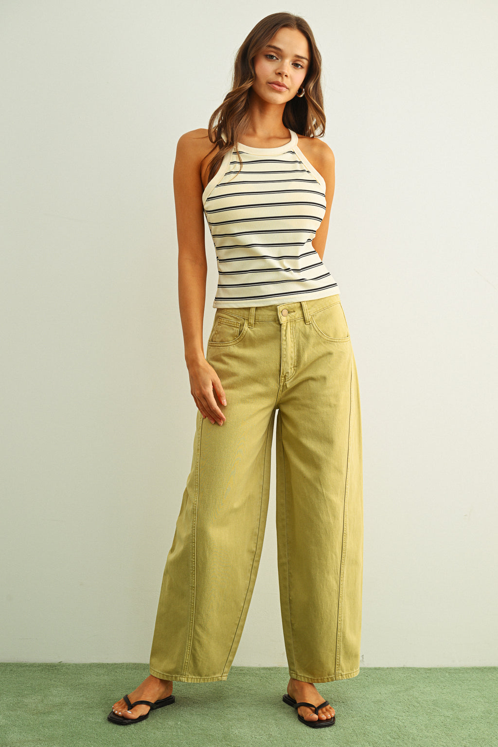 HIGH NECK STRIPE TOP