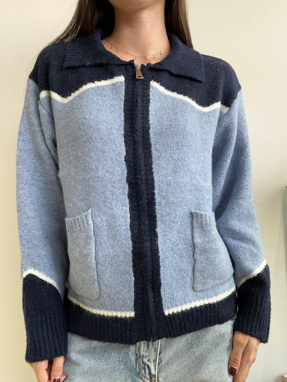 CATCH BLUE SWEATER