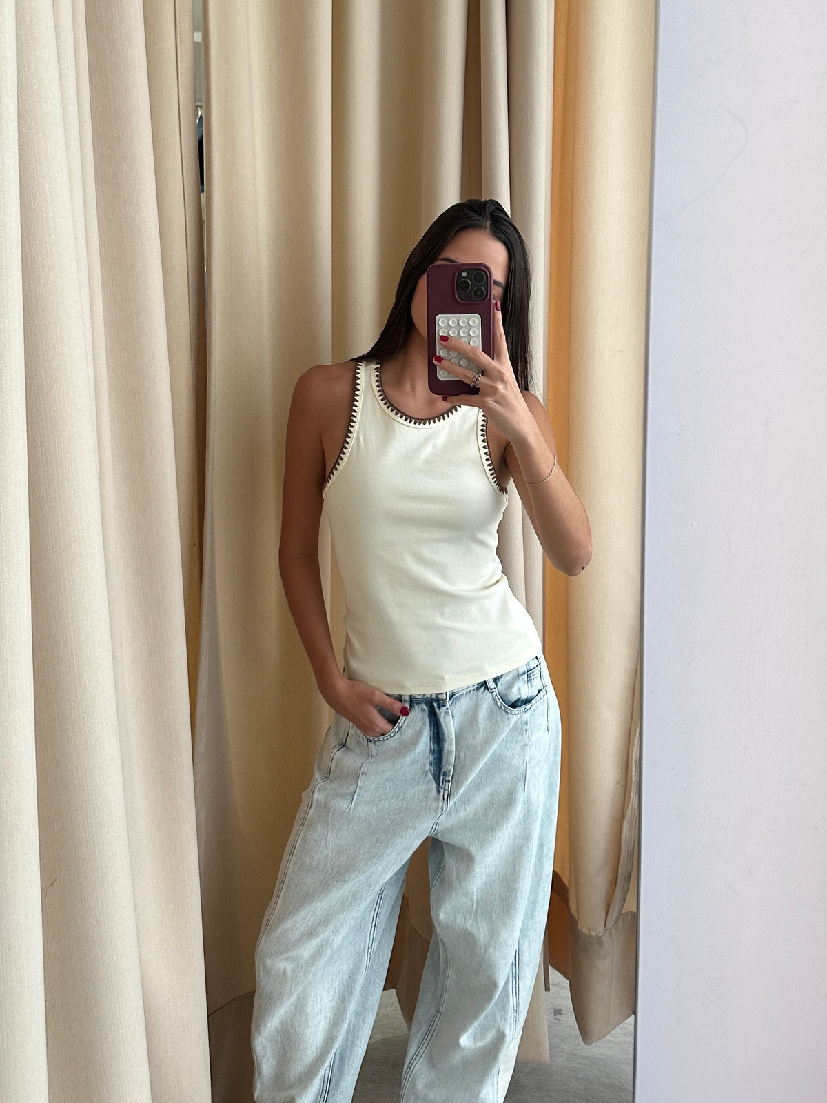 STITCHED WHITE T SHIRT