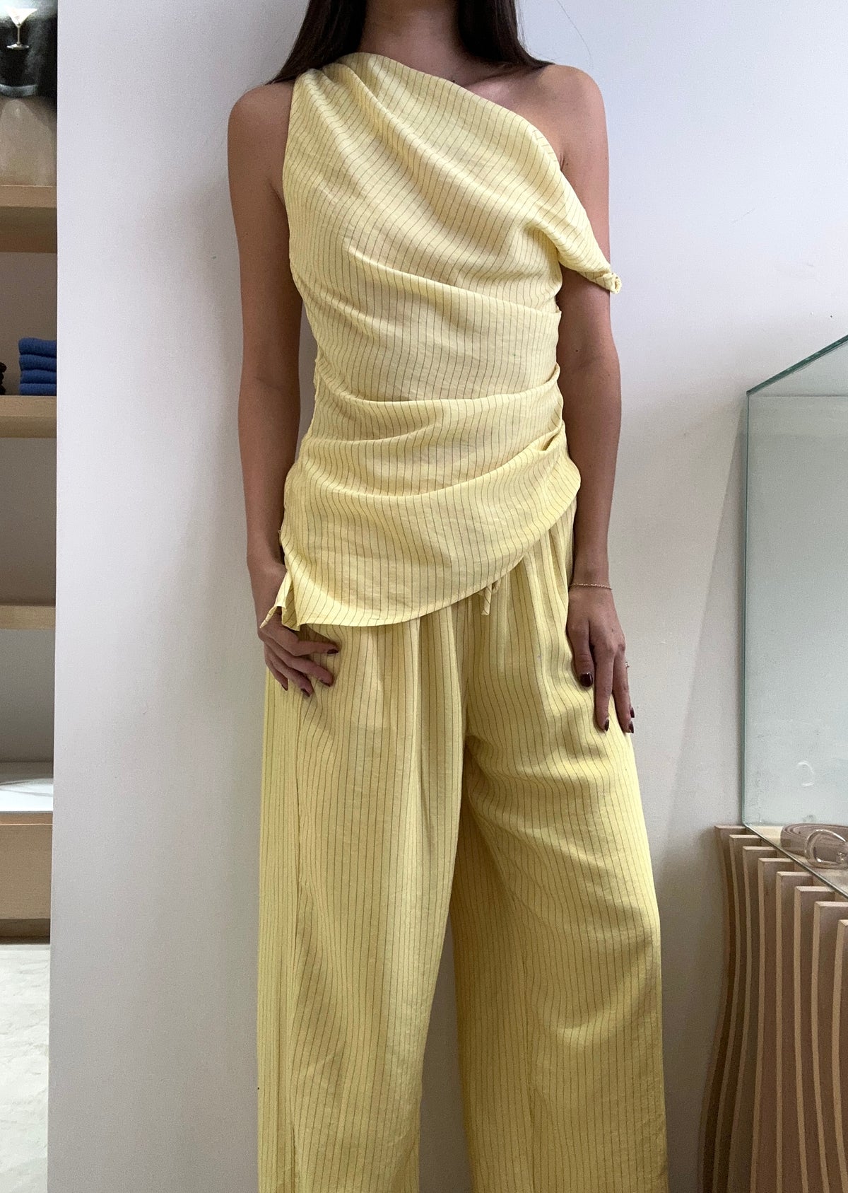 YELLOW ASSYMETRICAL SET