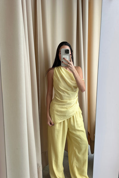 YELLOW ASSYMETRICAL SET
