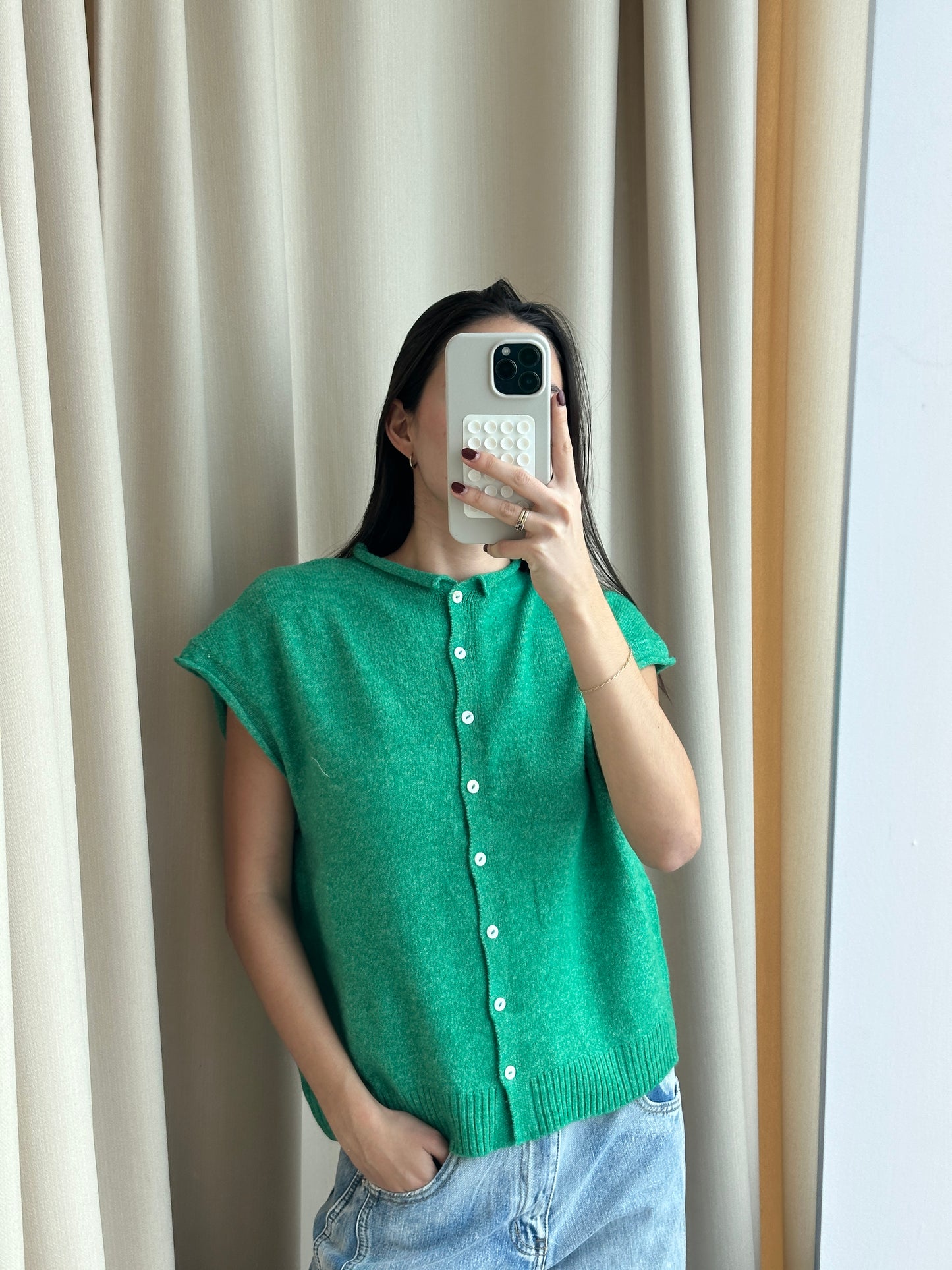 KELLY GREEN VEST SWEATER