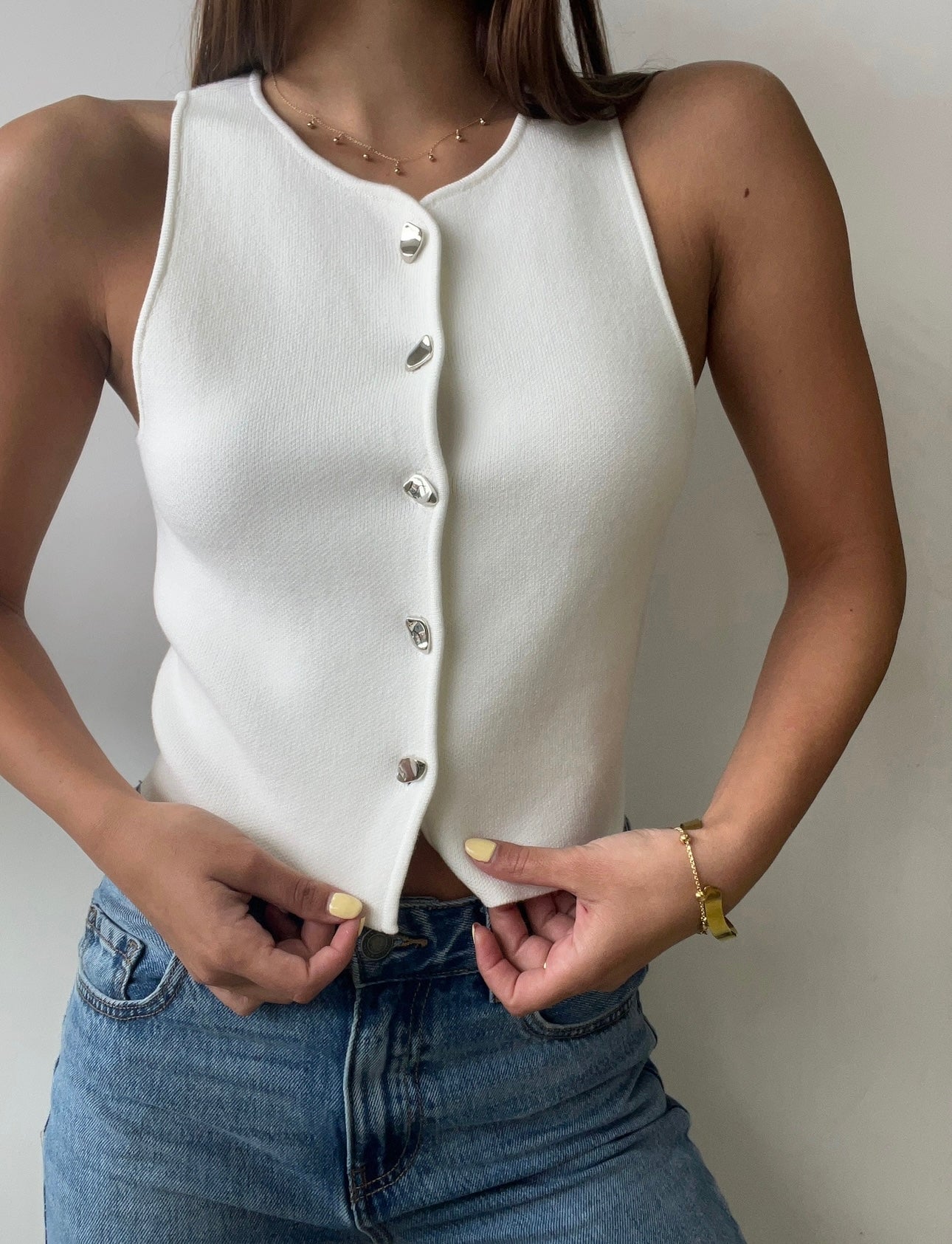 CHALECO BLANCO BOTON SILVER