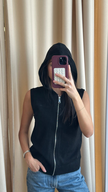 CHALECO ZIP SUETER NEGRO
