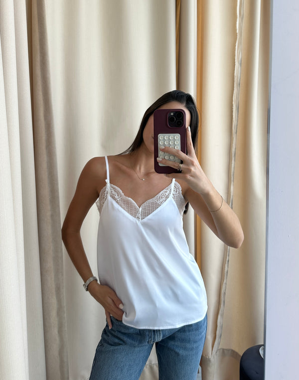 WHITE LACE TOP