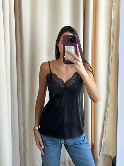 BLACK LACE TOP