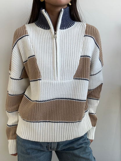 TAN WHITE ZIP SWEATER