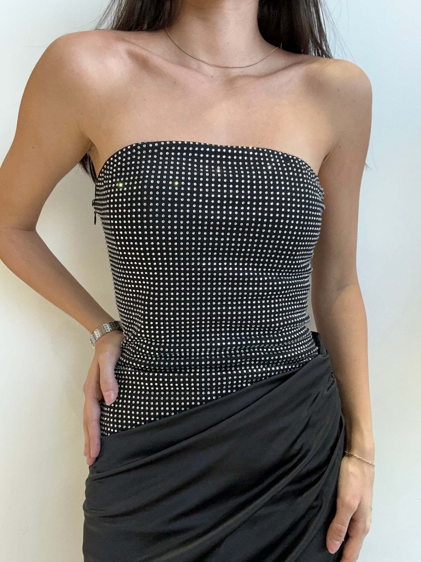 VESTIDO LARGO TOP PIEDRA NEGRO