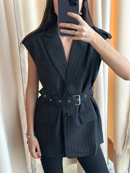 CHALECO NEGRO CINTURON