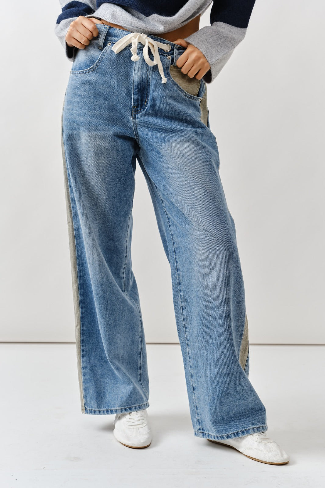 JEANS CONTRASTE OLIVE