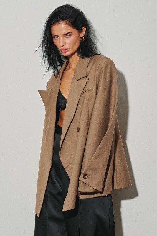 OVERSIZED TRUFFLE BLAZER