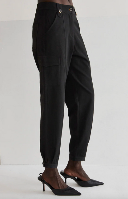 PANTALON TIPO JOGGER NEGRO