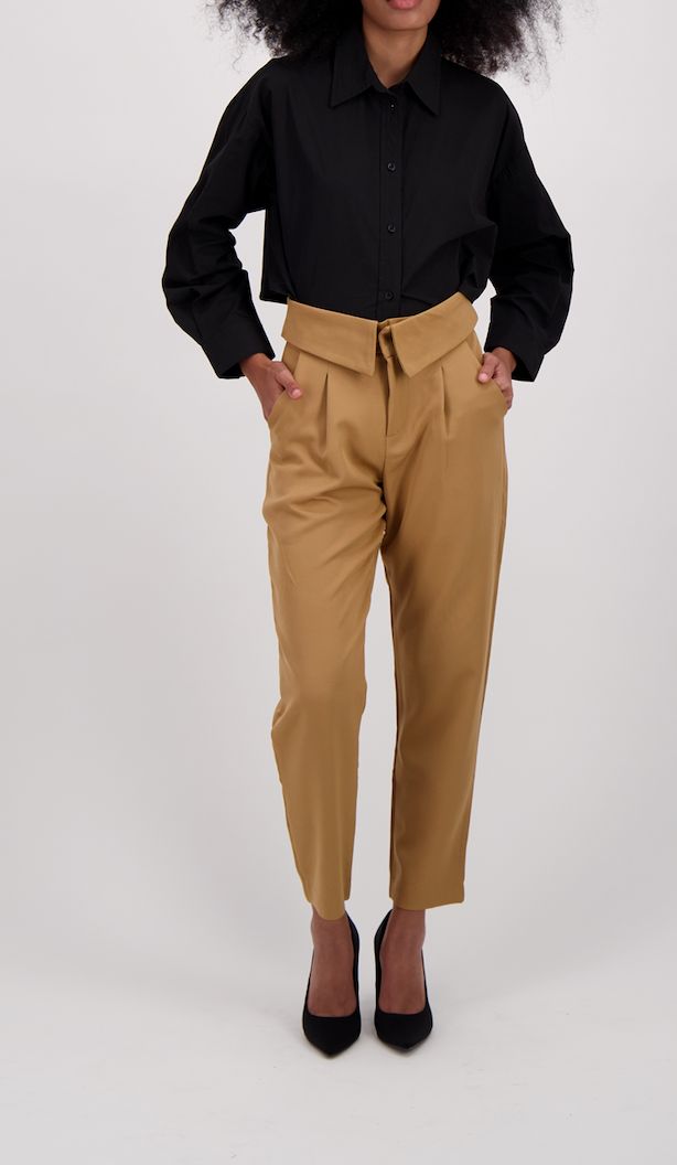PANTALON BEIGE DOBLADO