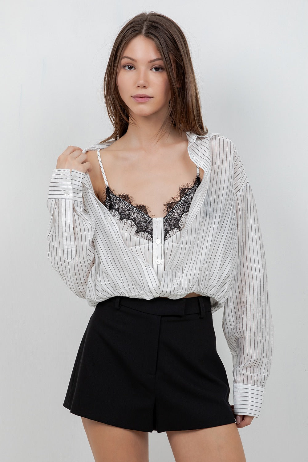 DOUBLE LAYERED LACE WHITE SHIRT