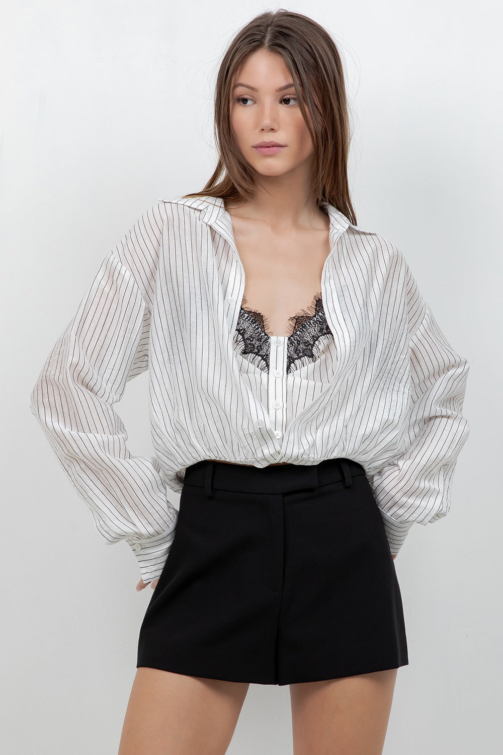 DOUBLE LAYERED LACE WHITE SHIRT