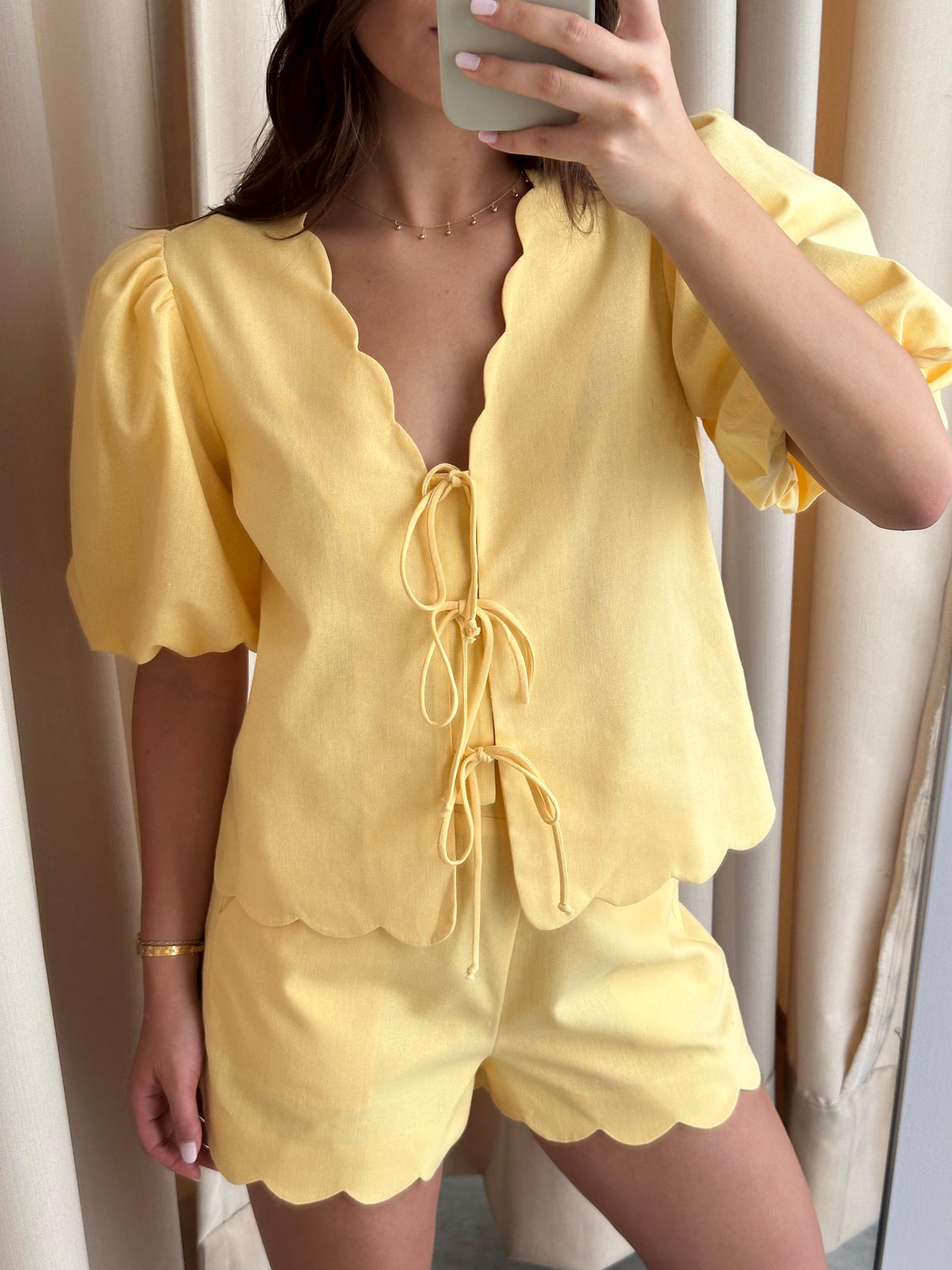 YELLOW BOW SHORT SET