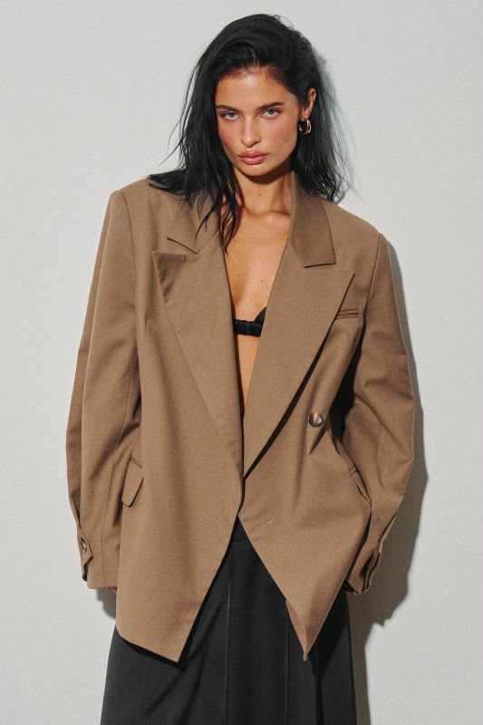 OVERSIZED TRUFFLE BLAZER