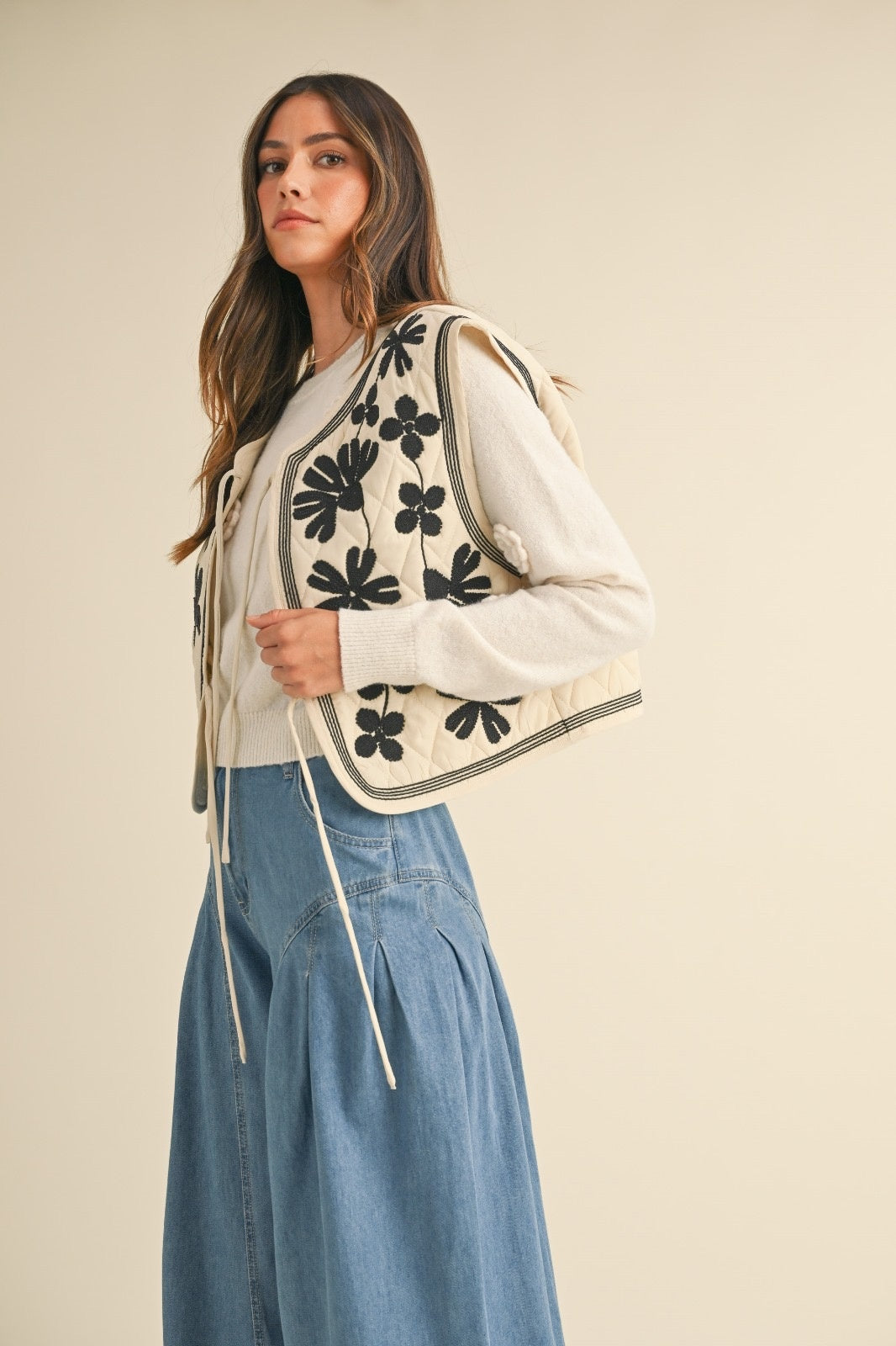 CHALECO BORDADO QUILTED