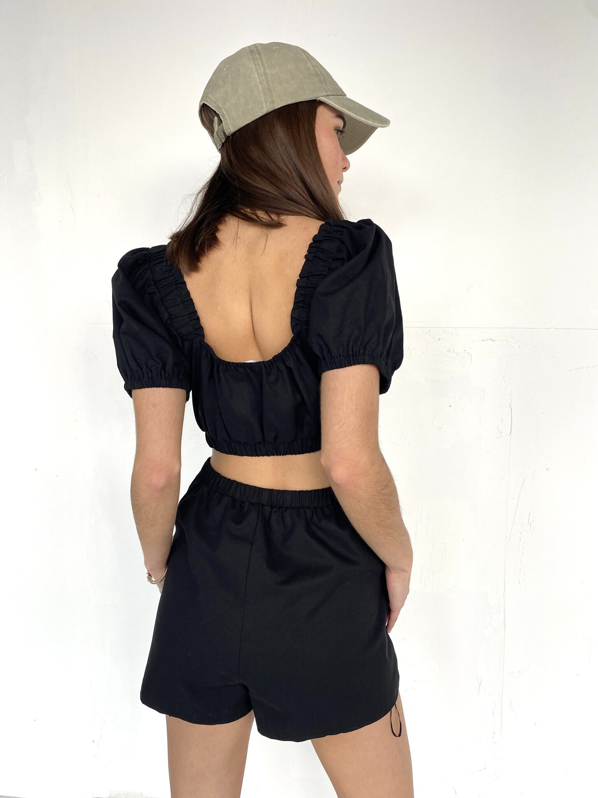 JUMPER NEGRO HOMBRO
