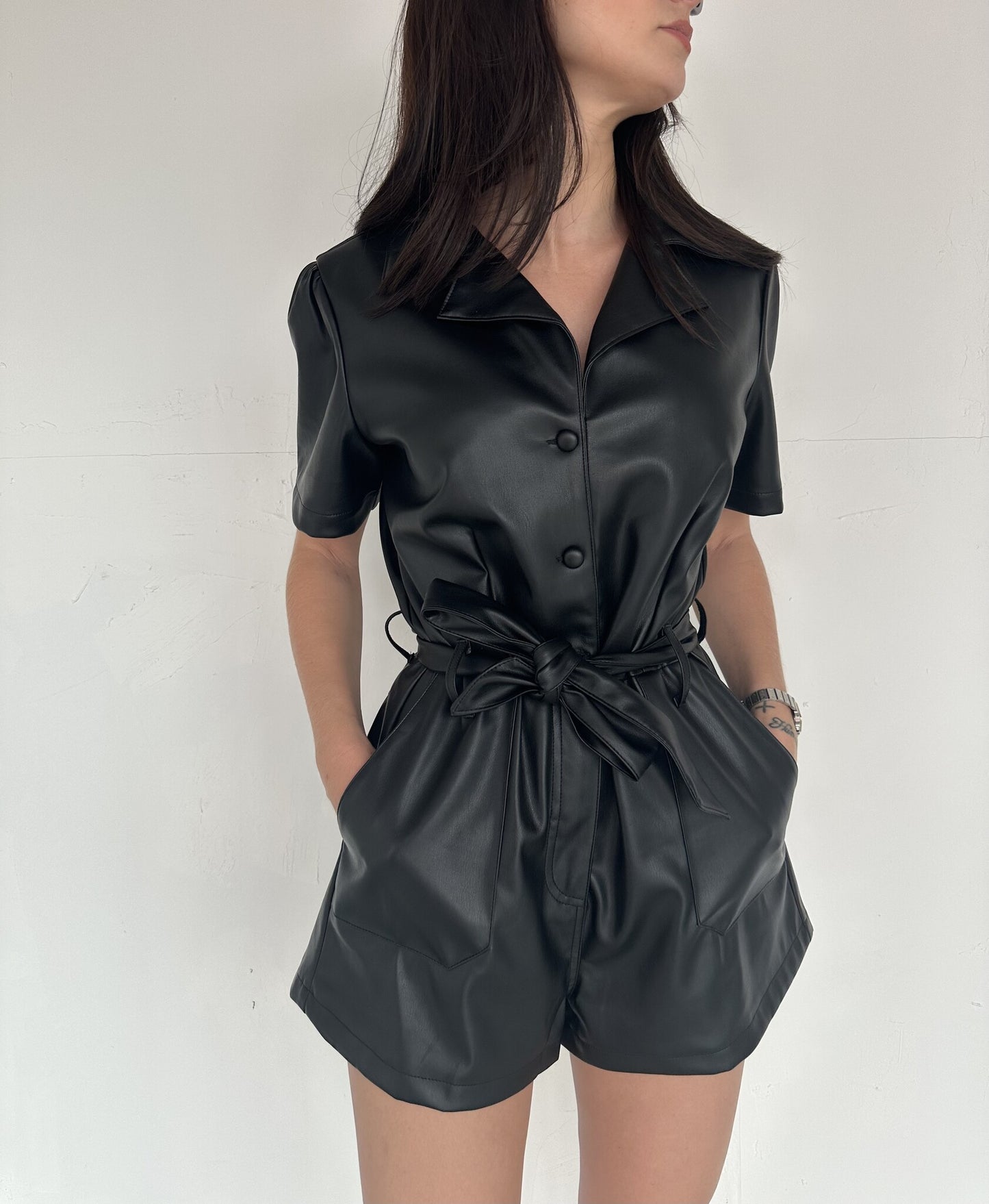 JUMPER PIEL VEGANA NEGRO