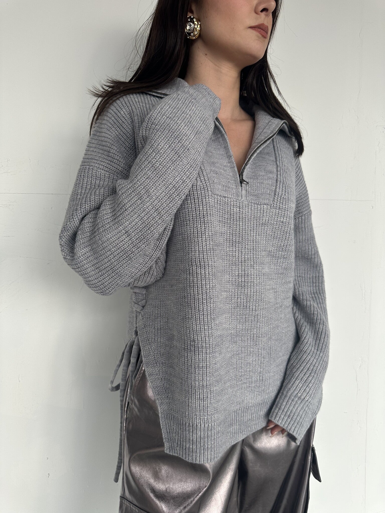 SUETER HEATHER GRAY DETALLE CIERRE