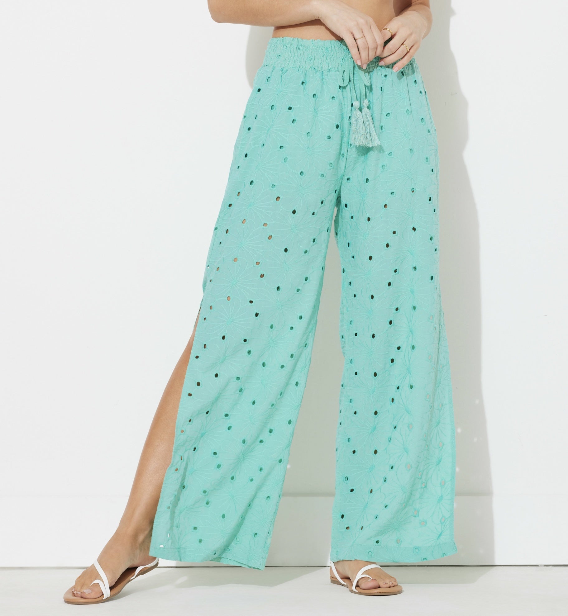 SET ENCAJE VERDE PANT