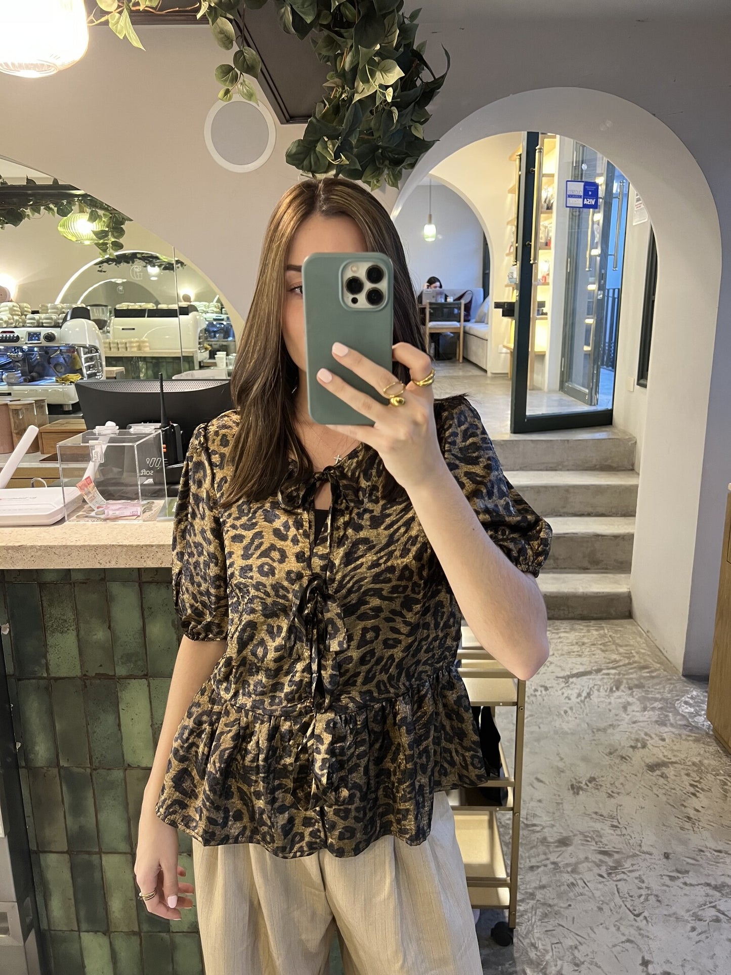 BLACK BOW LEOPARD SHIRT