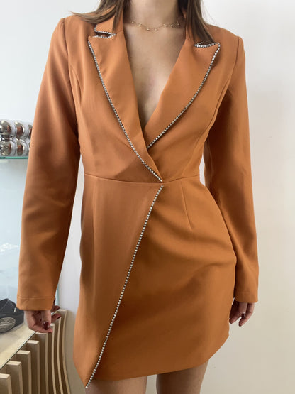 VESTIDO COLOR LADRILLO STUDS