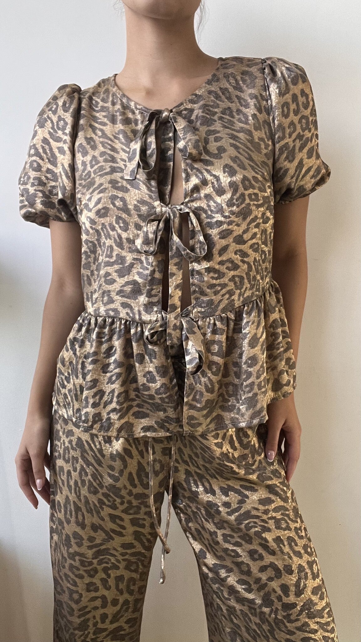 BROWN BOW LEOPARD SET