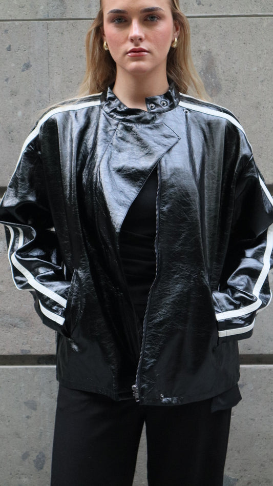 CHAMARRA SHINY NEGRA