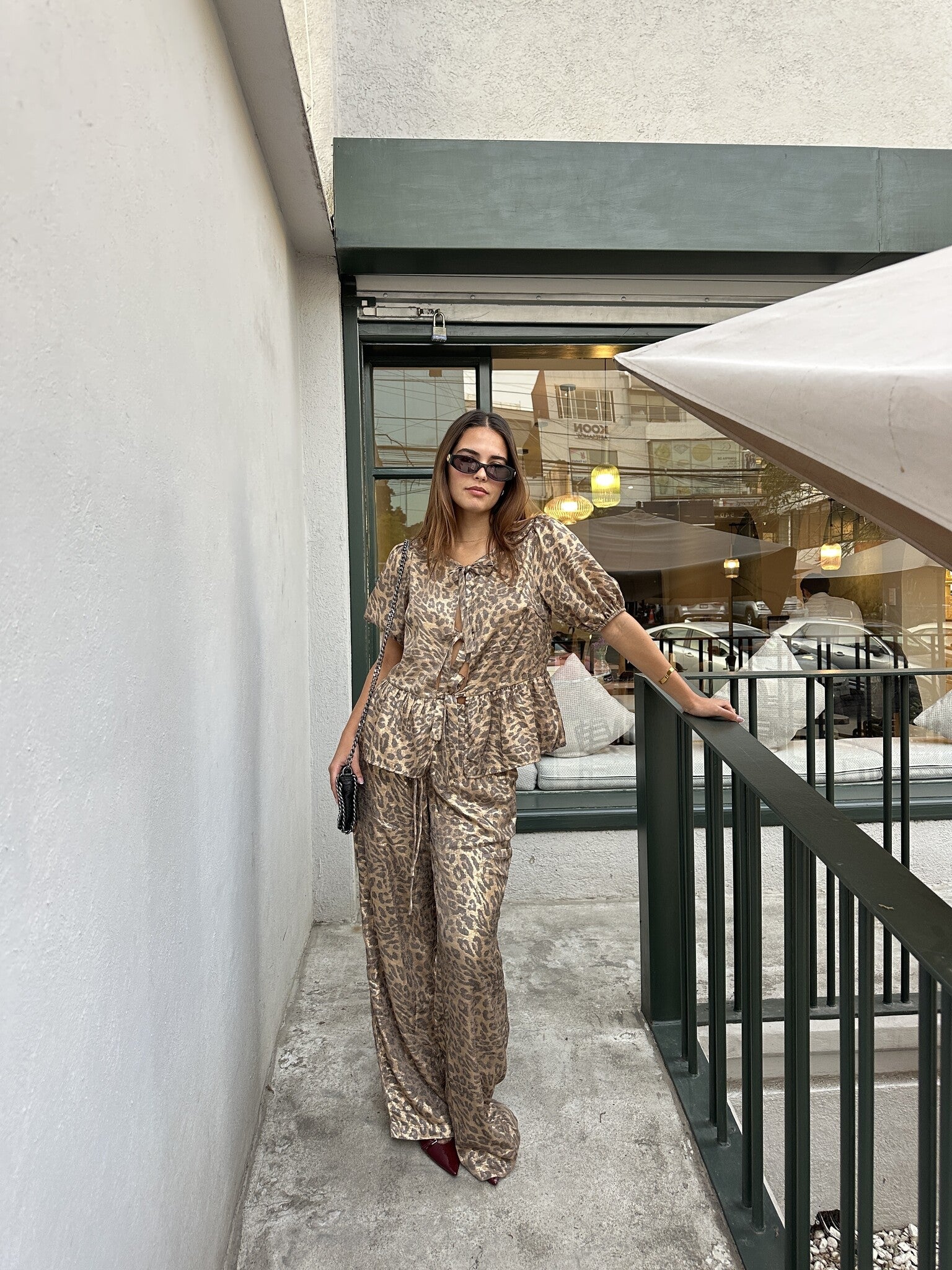 BROWN BOW LEOPARD SET