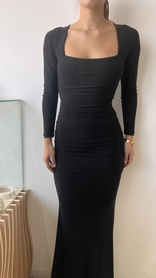 BLACK LONGSLEEVE OPEN DRESS
