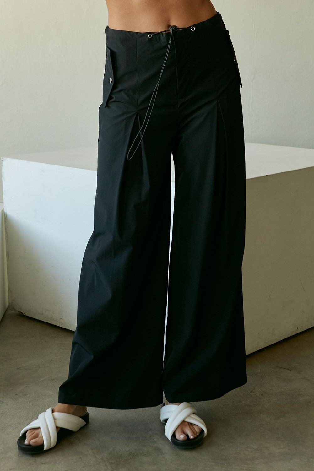 PANTALON NEGRO PARACHUTE