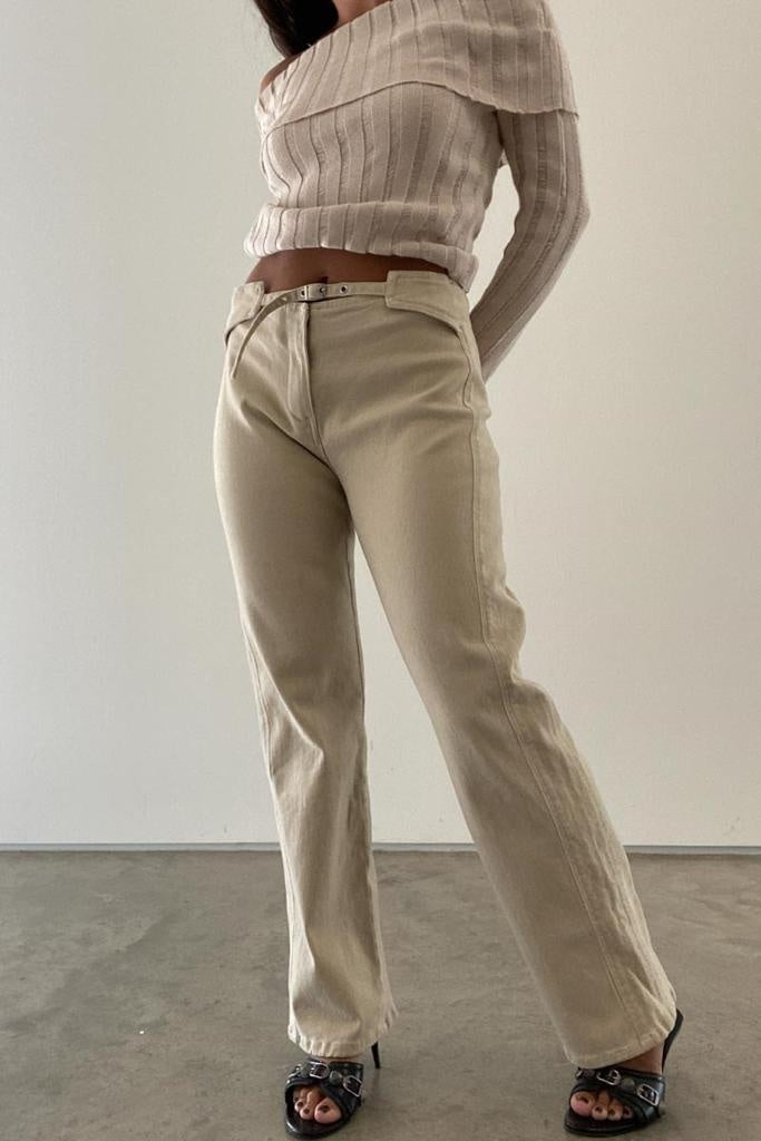 JEANS IVORY CON DETALLE CINTURON AJUSTABLE