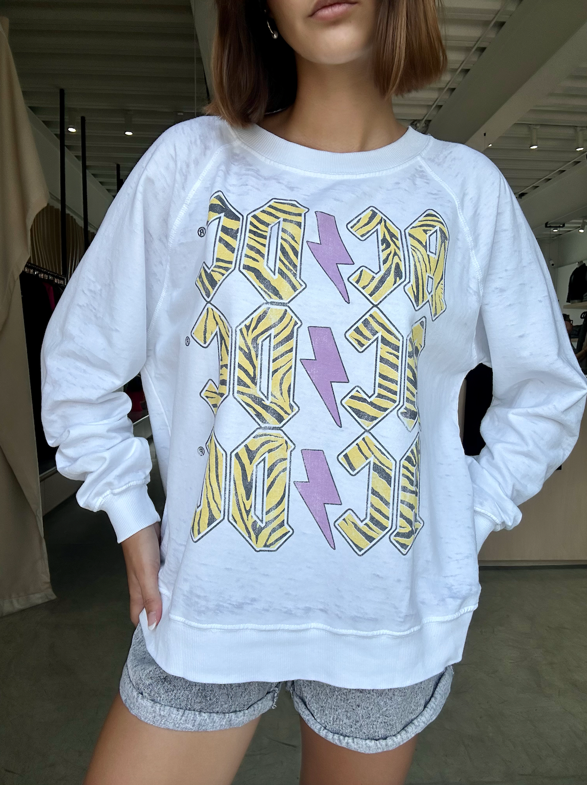 SUDADERA ACDC ZEBRA PRINT